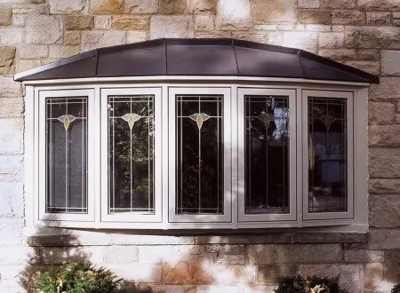 Bay Windows Glasgow: How They Affect Heat Retention and Condensation in Older Homes